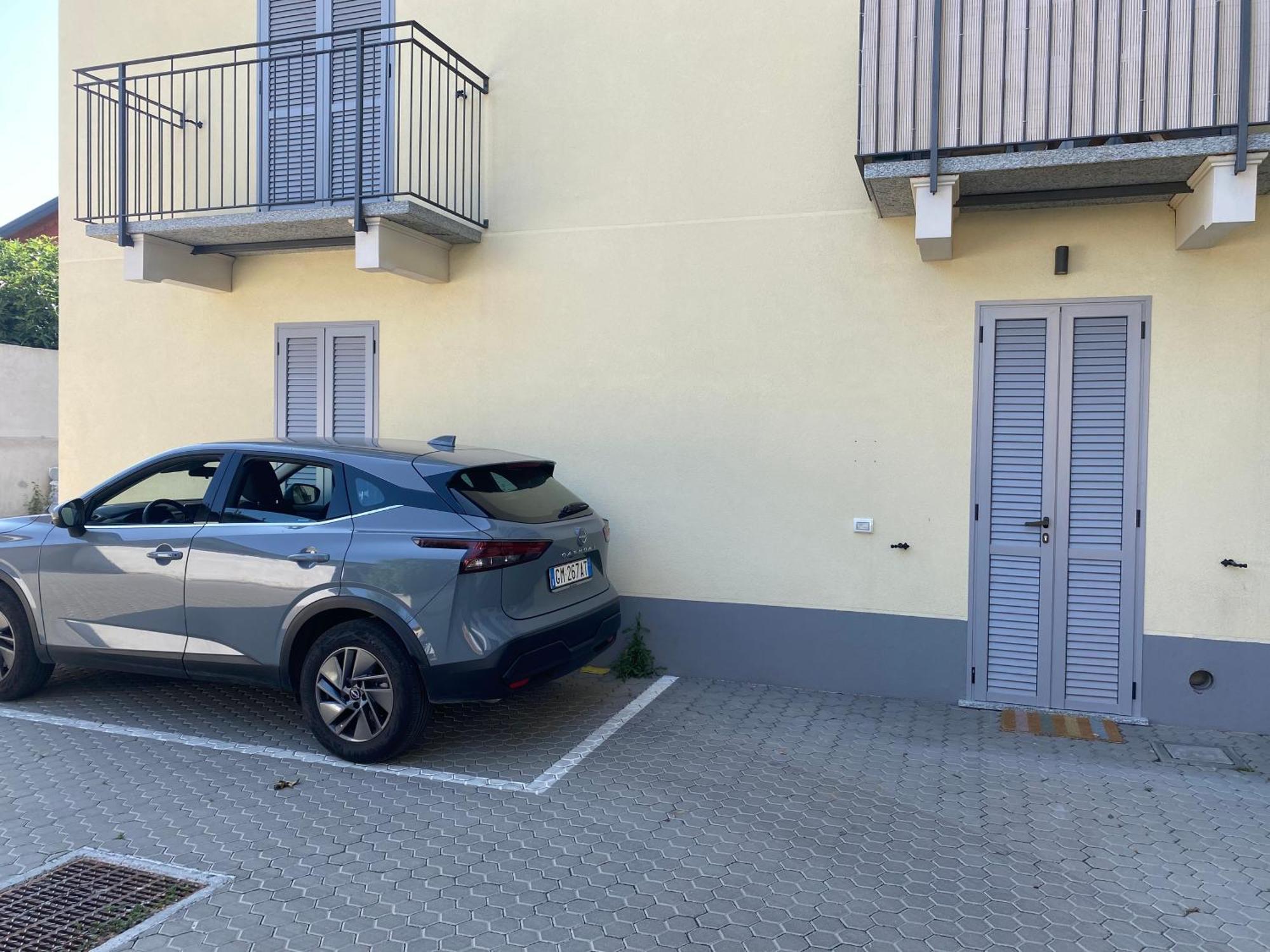 Lora Apartment,Free Private Parking, Self Check In,1 Como Kültér fotó