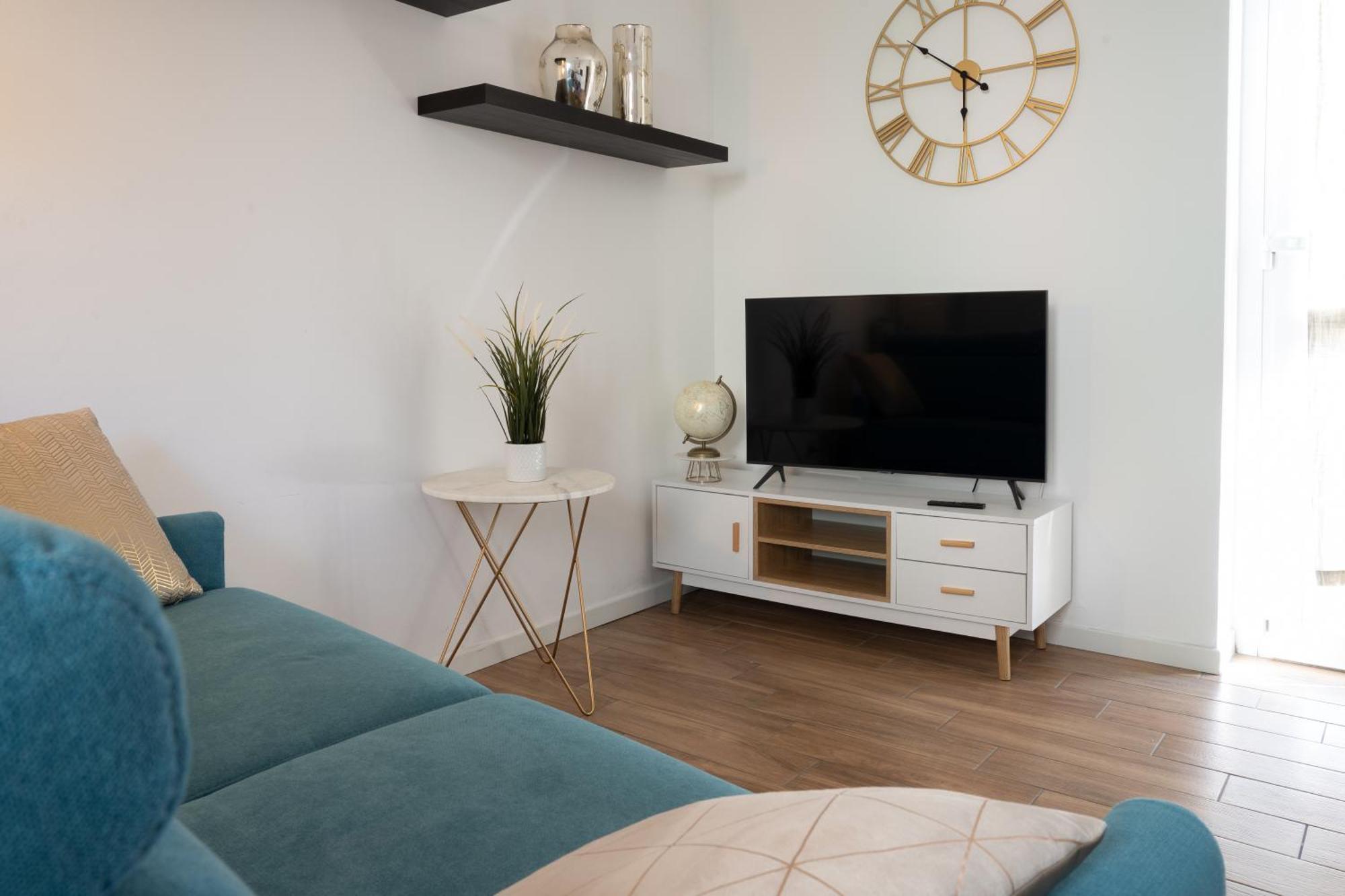 Lora Apartment,Free Private Parking, Self Check In,1 Como Kültér fotó