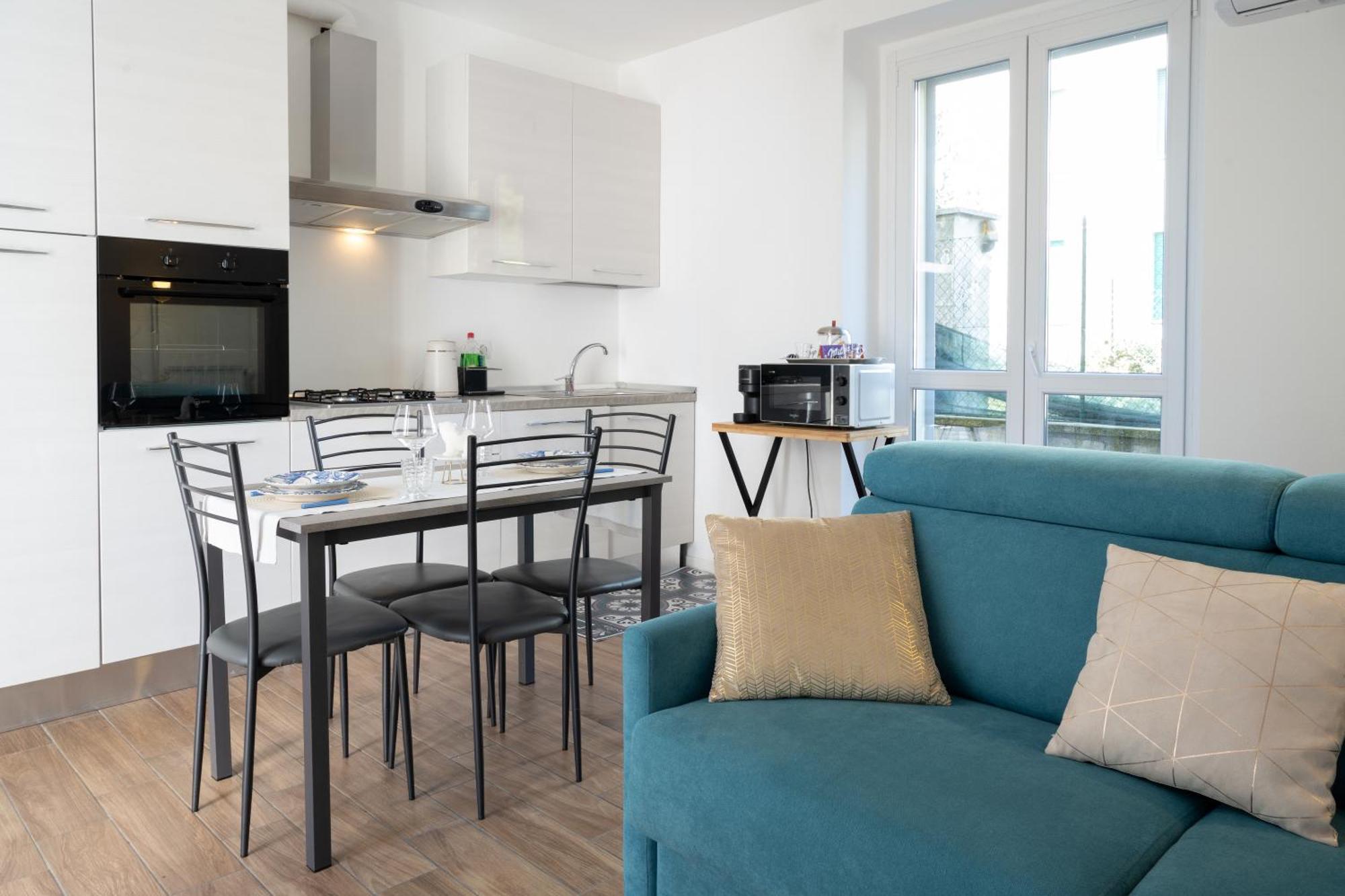 Lora Apartment,Free Private Parking, Self Check In,1 Como Kültér fotó